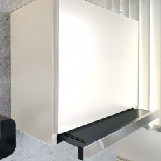 Voorgemonteerde metalen witte hangkast 60 cm met afzuigkap